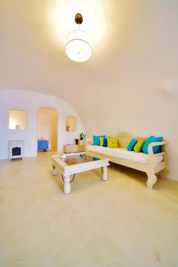 Daire Chroma Oia